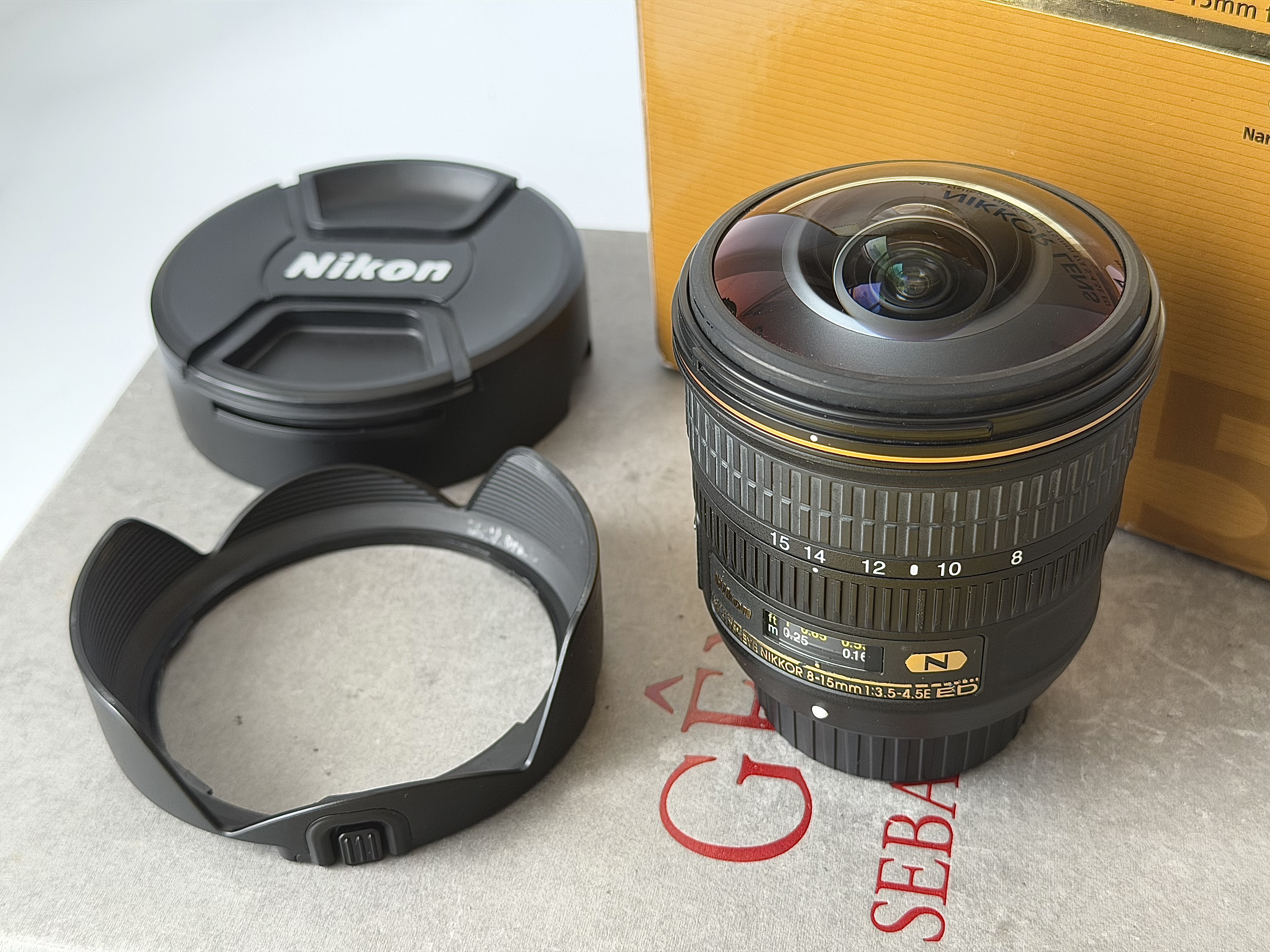 Fisheye 8–15mm f/3.5–4.5E ED